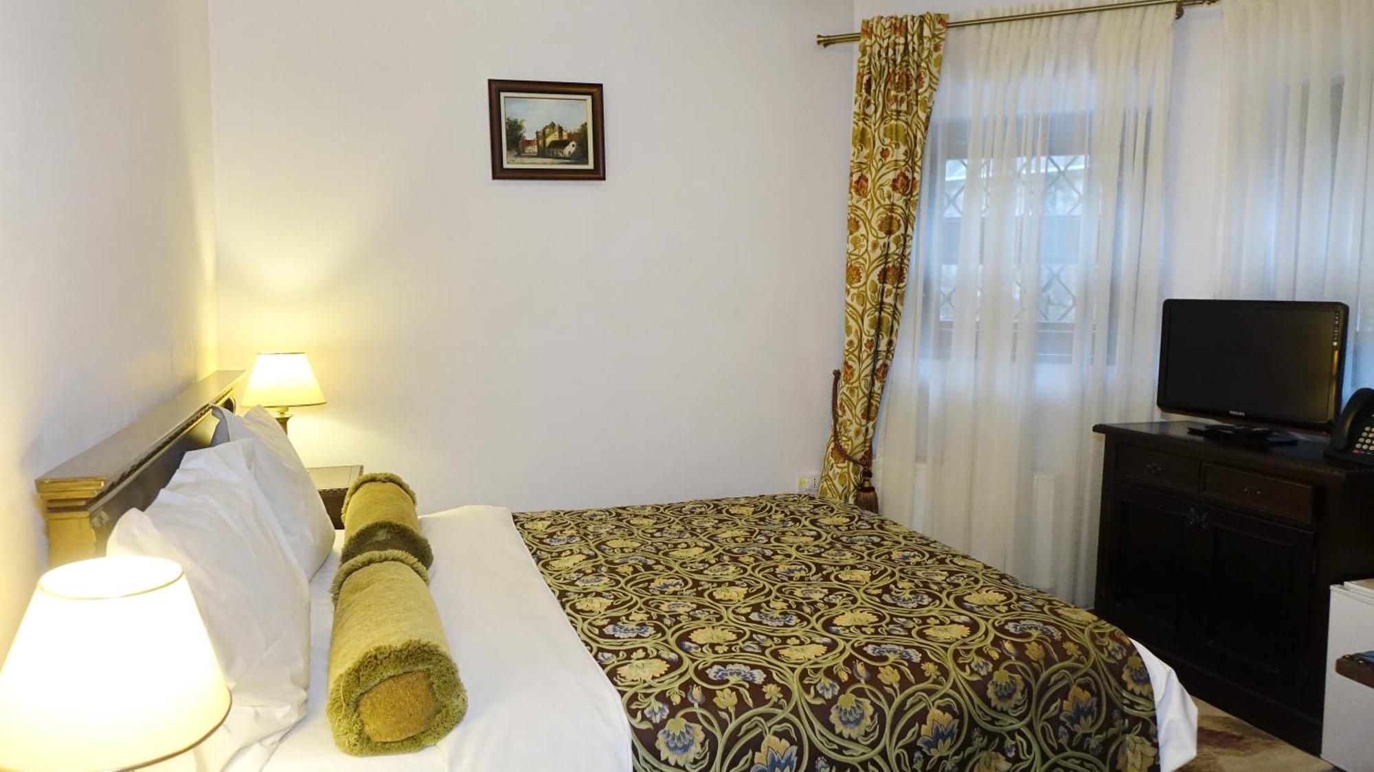 Vila Leonida - Resort Leonida Buşteni Exterior foto